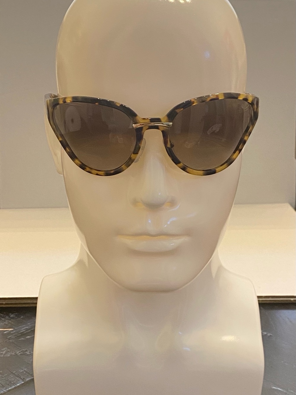 Prada Tortoiseshell Cat-Eye Sunglasses with Brown Gradient Lenses